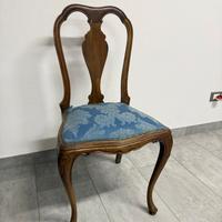 Sedia vintage in legno con cuscino