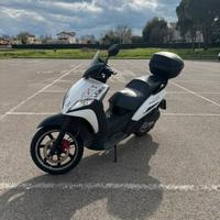 Peugeot 300 rs geopolis