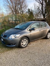 Toyota Auris Automatica.