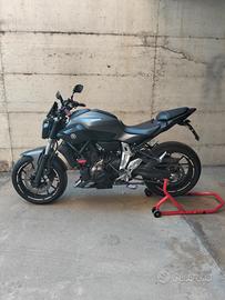 Yamaha MT07 