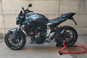 Yamaha MT07 