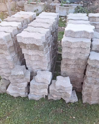 autobloccanti grigi 