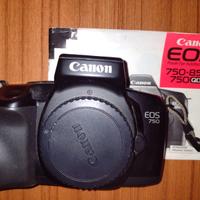 CANON EOS 750