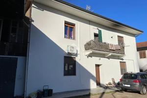 CASA SEMINDIPENDENTE A ARCONATE