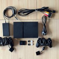 Sony PlayStation 2 PS2 Slim Nera + 2 DualShock