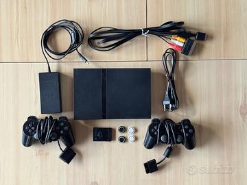 Sony PlayStation 2 PS2 Slim Nera + 2 DualShock