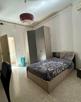 Stanza singola signorile e centrale