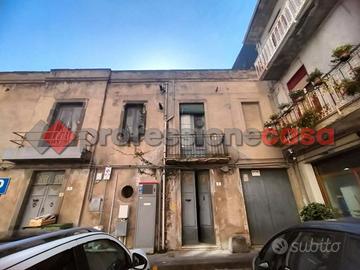 Casa indipendente 6 vani a Randazzo