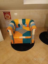 poltroncina colorata