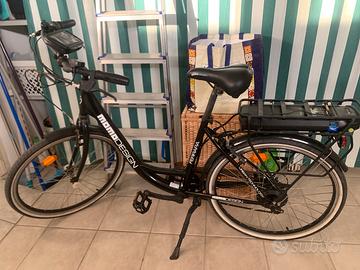 Bicicletta elettrica  MOMOdesigne
