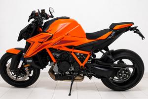 KTM 1390 SUPER DUKE R EVO IN GARANZIA