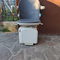 Sedia montascale per disabili