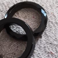 anelli in pietra naturale giada nera