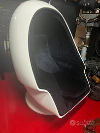 Modernariato poltrona design Uovo