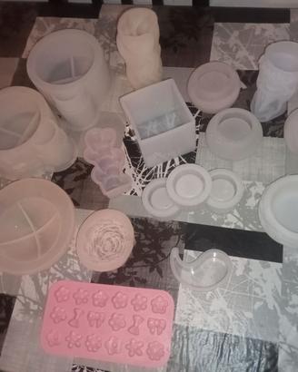 Stampi per creazioni in gesso o resina e candele
