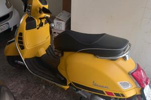 vespa 300 gts