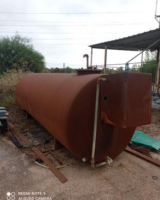 BOTTE GASOLIO LITRI 6000 CON POMPA CONTALITRI