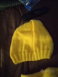 cappellino giallo per bambini
