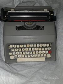 macchina da scrivere  vintage Olivetti 