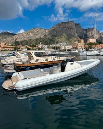 Gommone Magazzù Striker 10.90 (accetto permuta)