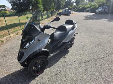 Piaggio mp3 350