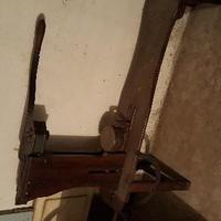 Panca per applicazione tappi per bottiglie