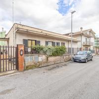 2 LOCALI A GUIDONIA MONTECELIO
