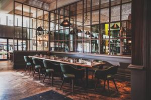 P.Zama ad. Ristorante con Dehors di pertinenza