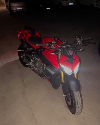 DUCATI STREETFIGHTER V2S 2025