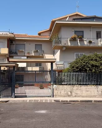 Appartamento con ampio Terrazzo -IMMOBILIARE GROUP