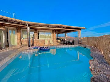 Villa con piscina