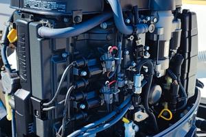 Blumax 19 open con motore Yamaha F 100 D 4T