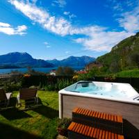 GARDEN JACUZZI vista lago