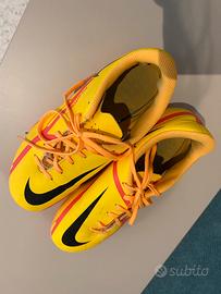 Scarpe da calcio Nike gialle taglia 38