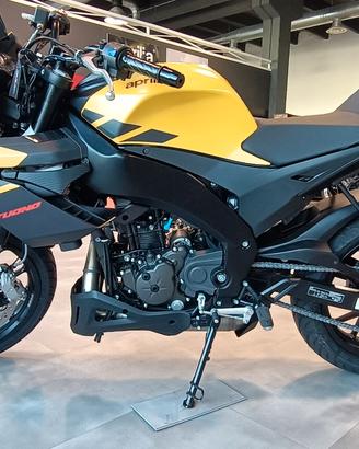Aprilia Tuono 125 €5+