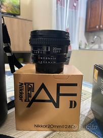 Nikon 20mm f2,8 serie d
