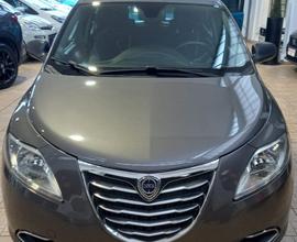 LANCIA Ypsilon 1.2 69 CV 5 porte Silver