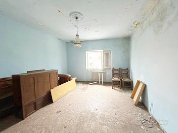 Appartamento da risistemare Selci SL/852