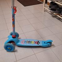 monopattino barbapapa 