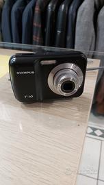 OLYMPUS T10 MACCHINA FOTOGRAFICA 