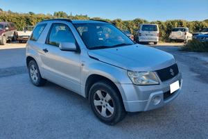 Suzuki Grand Vitara 1.6i 16V 3p. 4WD Metano