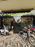 Harley-davidson 883Low con 7400km da VALERIANOMOTO