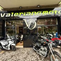 Harley-davidson 883Low con 7400km da VALERIANOMOTO