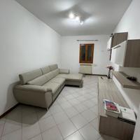 Ampio Trilocale arredato