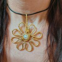 Collana fiore fatto a mano filo alluminio +perlina