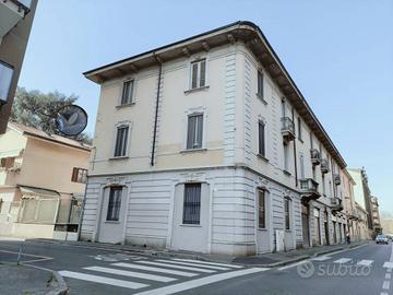 Appartamento di 120 m² con 4 locali a Cinisello Ba