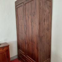 armadio lavorato da falegname