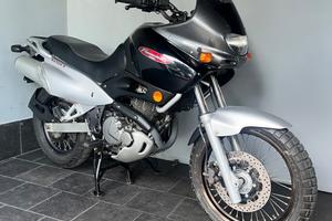 Suzuki XF Freewind 650 Enduro Stradale