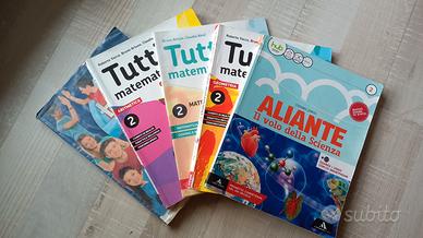 Libri scolastici usati per 2 media