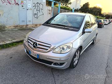 Mercedes classe b 200 w 247 sport 